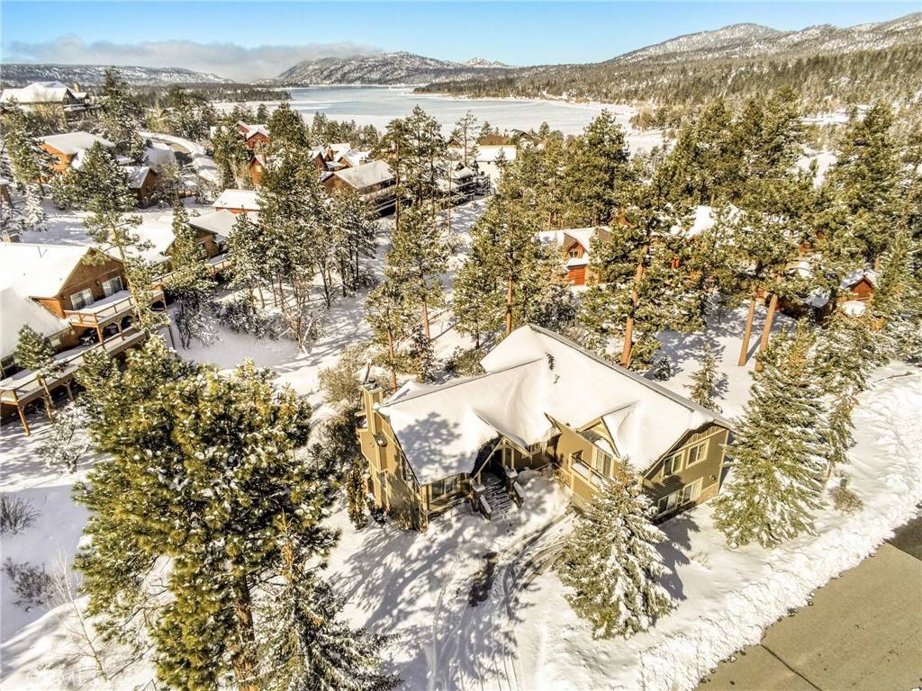 Big Bear Lake, CA 92315,430 Morningstar PL