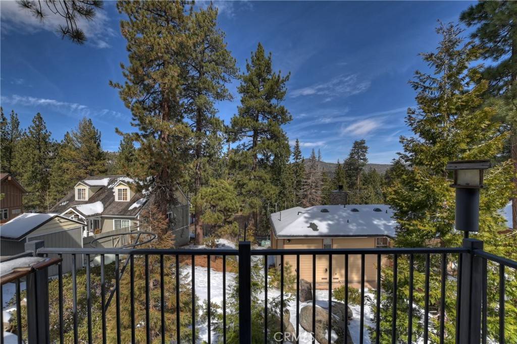 38682 Talbot Big Bear Lake, CA 92315