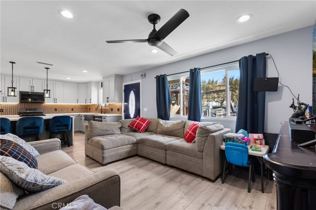 La Puente, CA 91744,609 La Seda RD