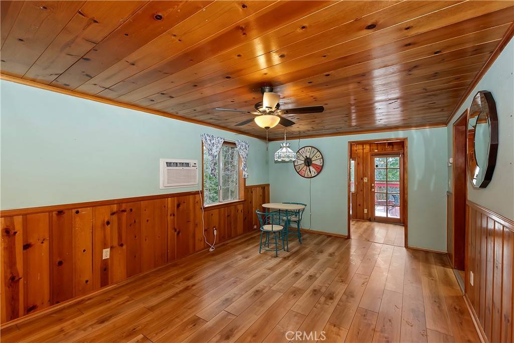 Cedarpines Park, CA 92322,22002 Crest Forest DR
