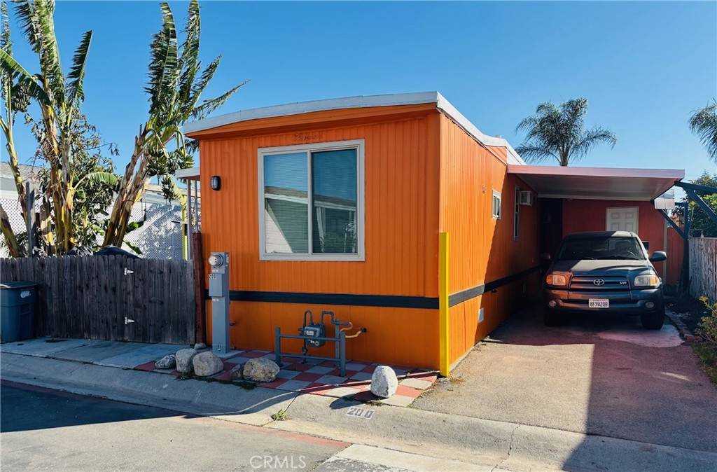 La Puente, CA 91744,650 La Seda Rd. #20D