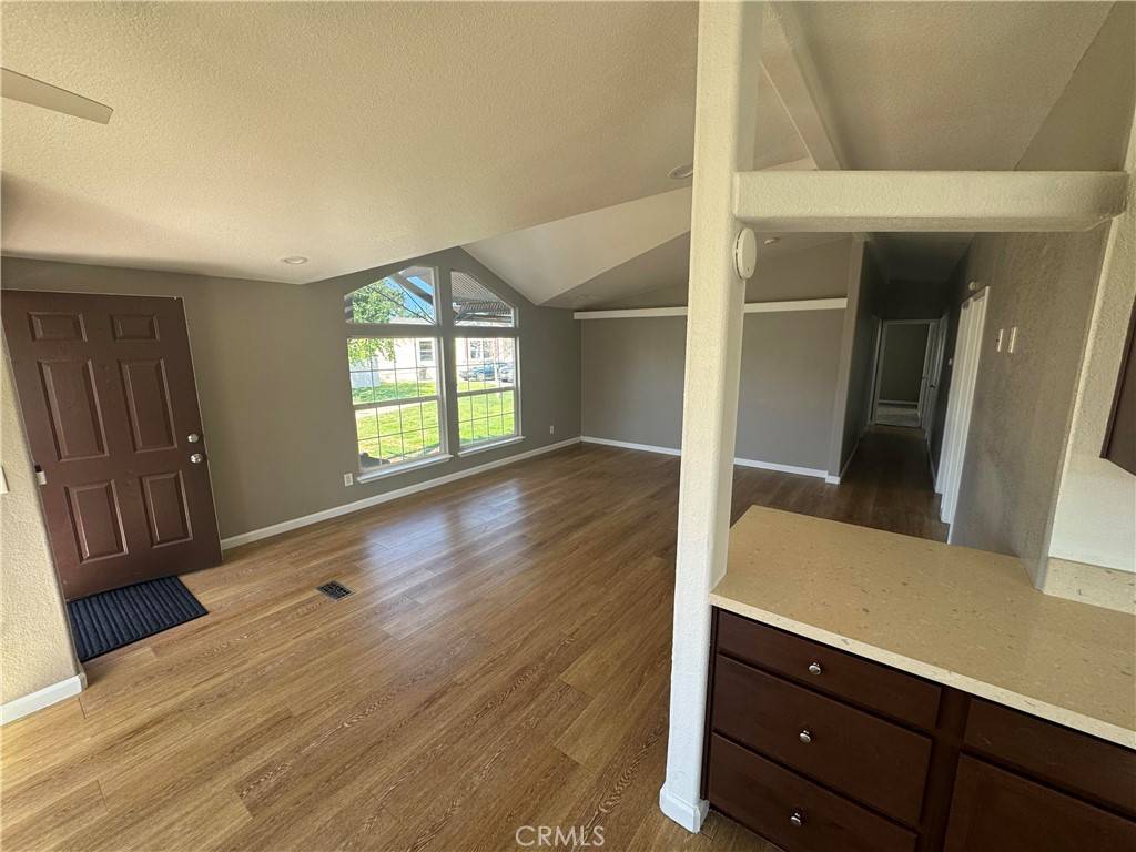 Anaheim, CA 92807,5815 E La Palma AVE #226