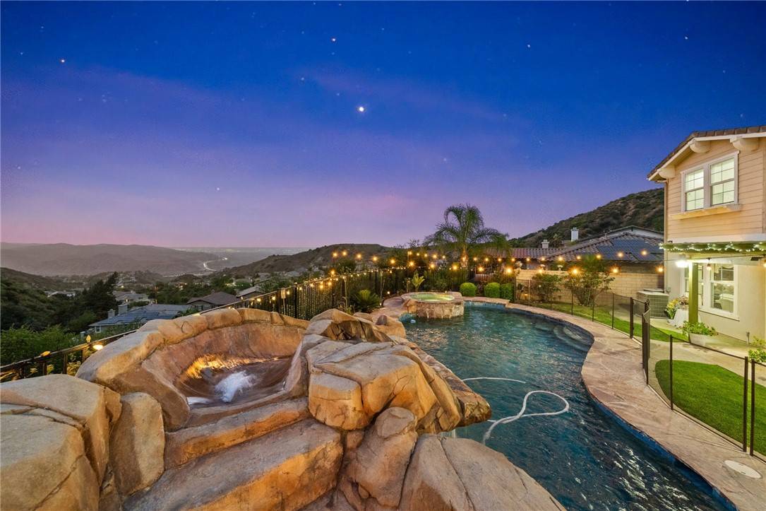 Corona, CA 92882,2514 Bulrush CIR