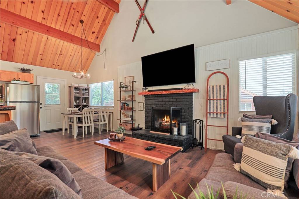 Big Bear City, CA 92314,642 Villa Grove AVE