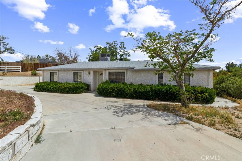 Hesperia, CA 92345,11671 Jacaranda AVE