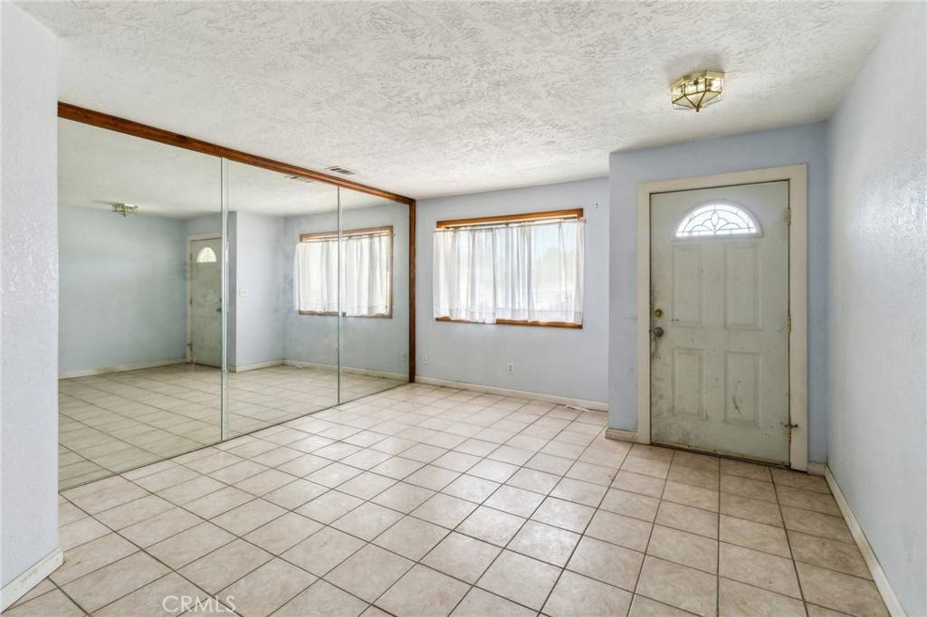 Hesperia, CA 92345,11671 Jacaranda AVE