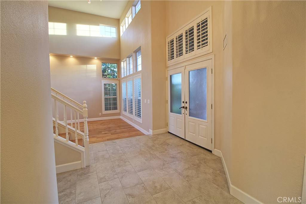 Riverside, CA 92506,6939 Ridgetop DR