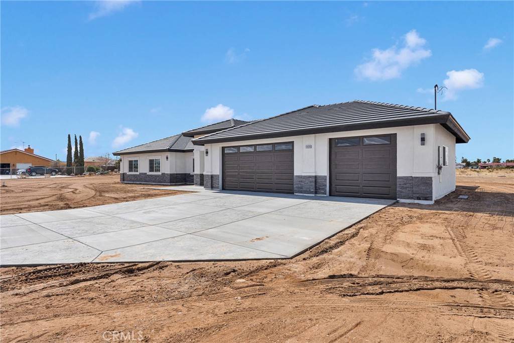 Hesperia, CA 92345,11424 10th AVE