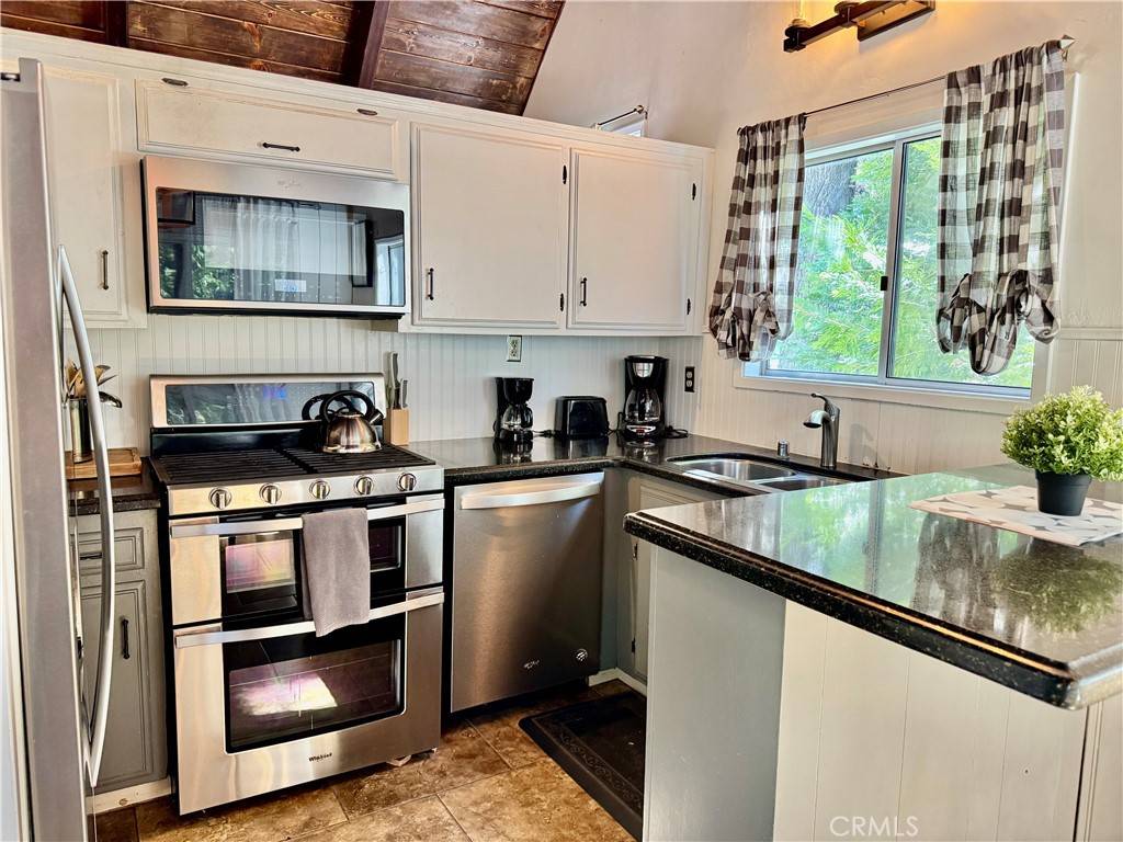 338 Mittry LN Lake Arrowhead, CA 92352