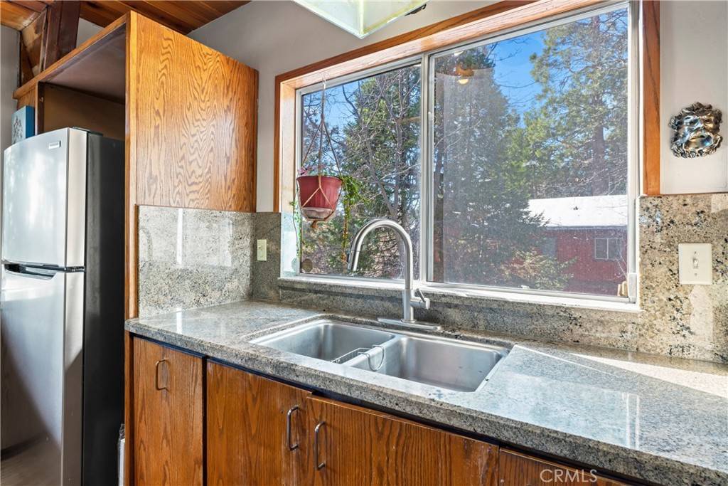 26509 Lake Forest DR Twin Peaks, CA 92391