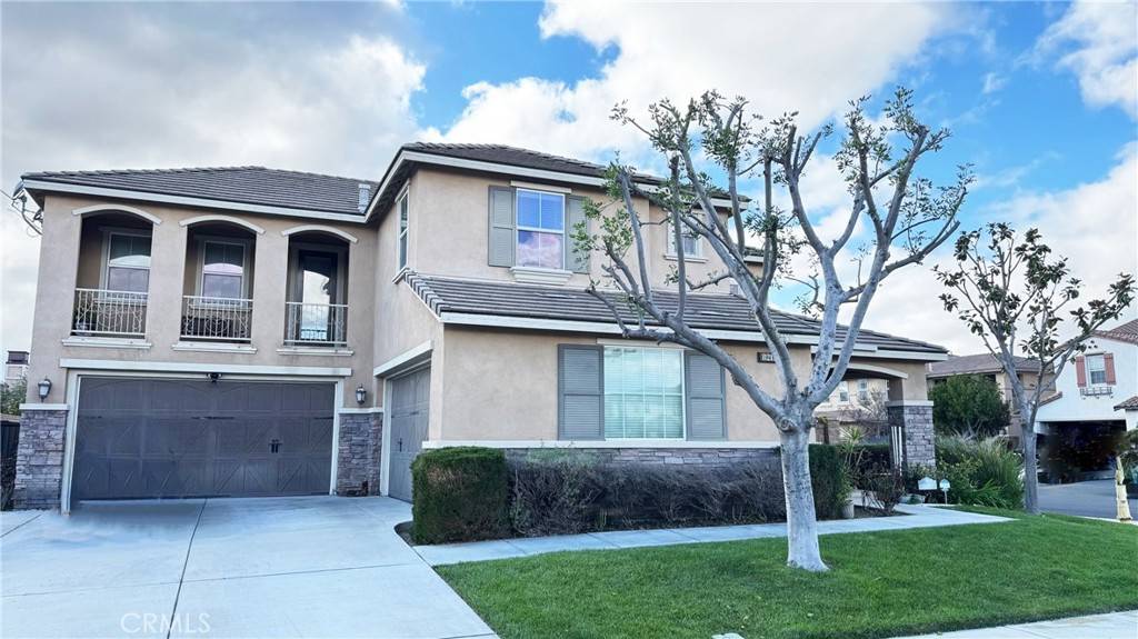 Eastvale, CA 92880,8215 Lost River RD