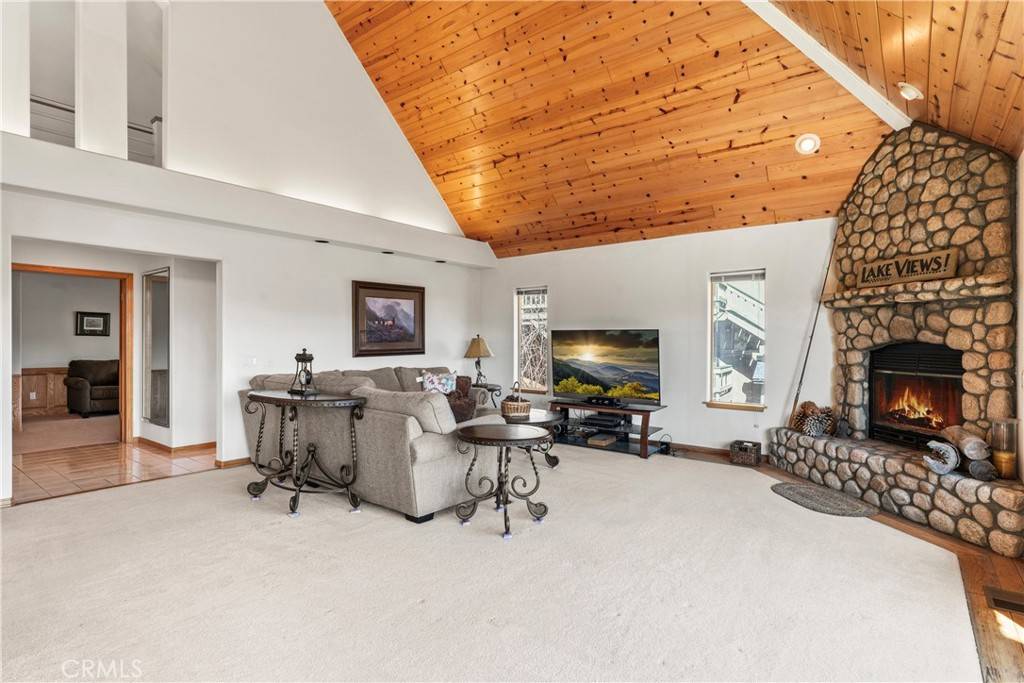 Lake Arrowhead, CA 92352,28245 Arbon LN
