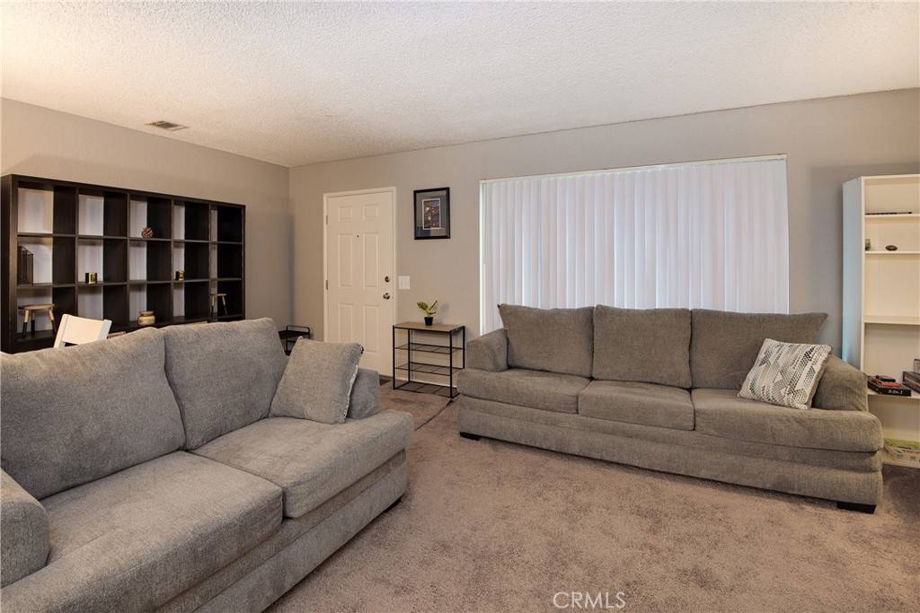 Colton, CA 92324,1077 Santo Antonio Dr. #27