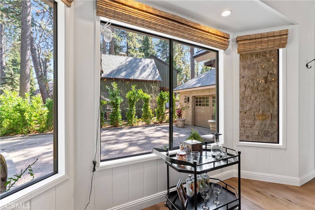 466 Sky View Ridge DR Lake Arrowhead, CA 92352
