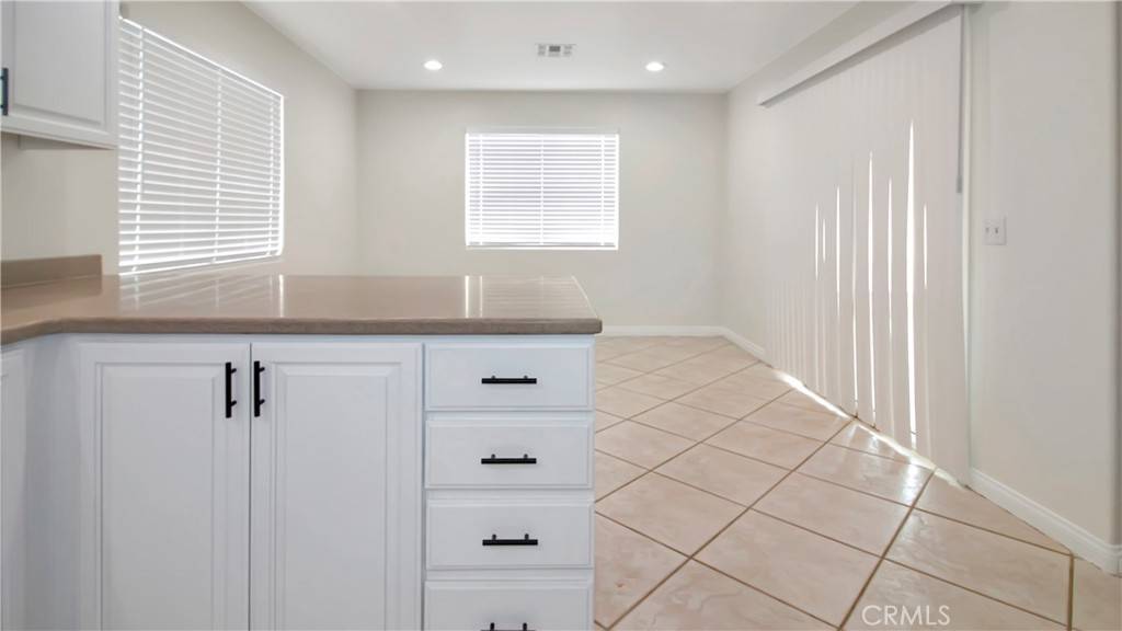 14737 Manzanillo ST Cabazon, CA 92230