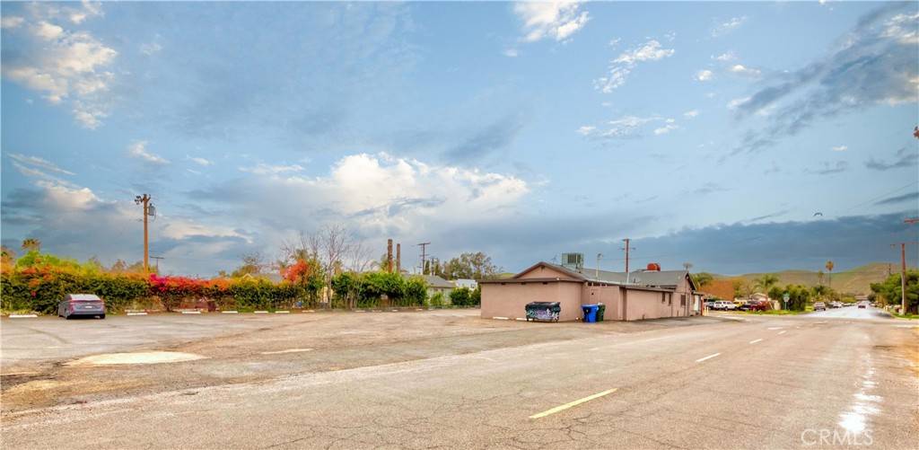 Jurupa Valley, CA 92509,9608 Mission BLVD