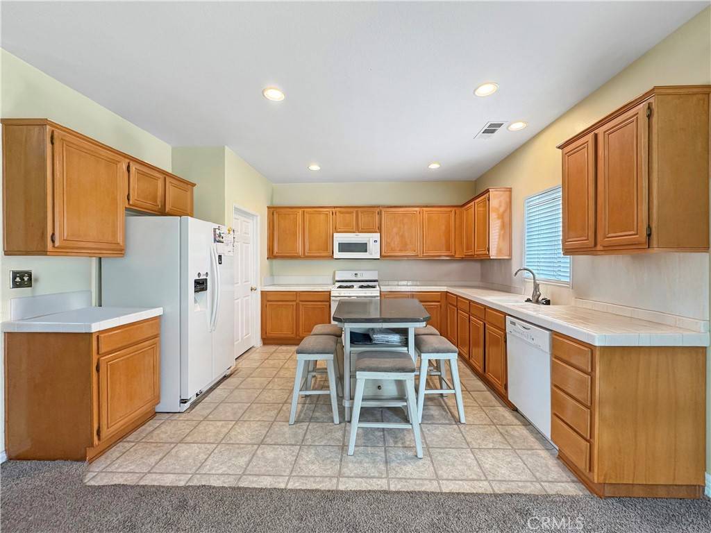Perris, CA 92570,3822 Tanzanite CT