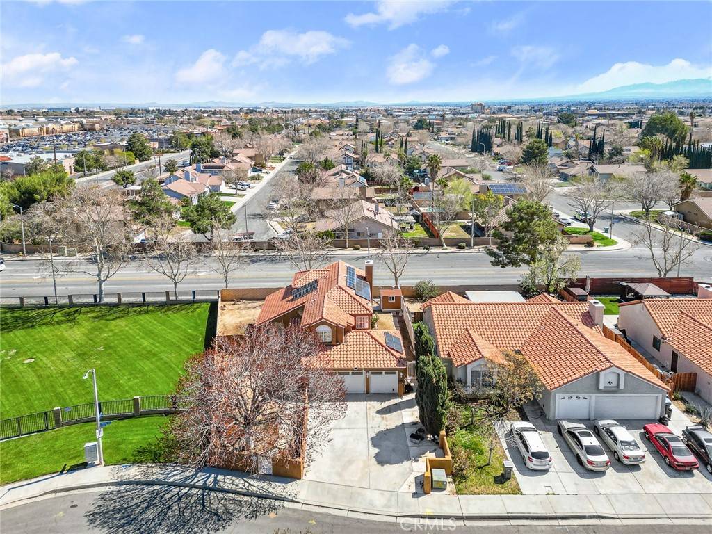 Palmdale, CA 93551,39546 Wales ST