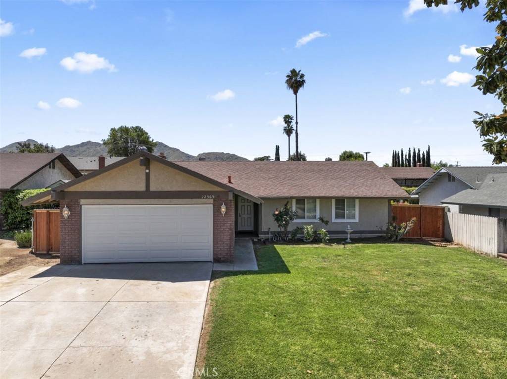 Grand Terrace, CA 92313,22565 Robin WAY