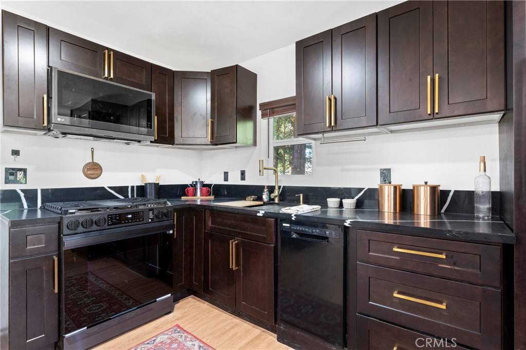 26478 Alpine LN Twin Peaks, CA 92391