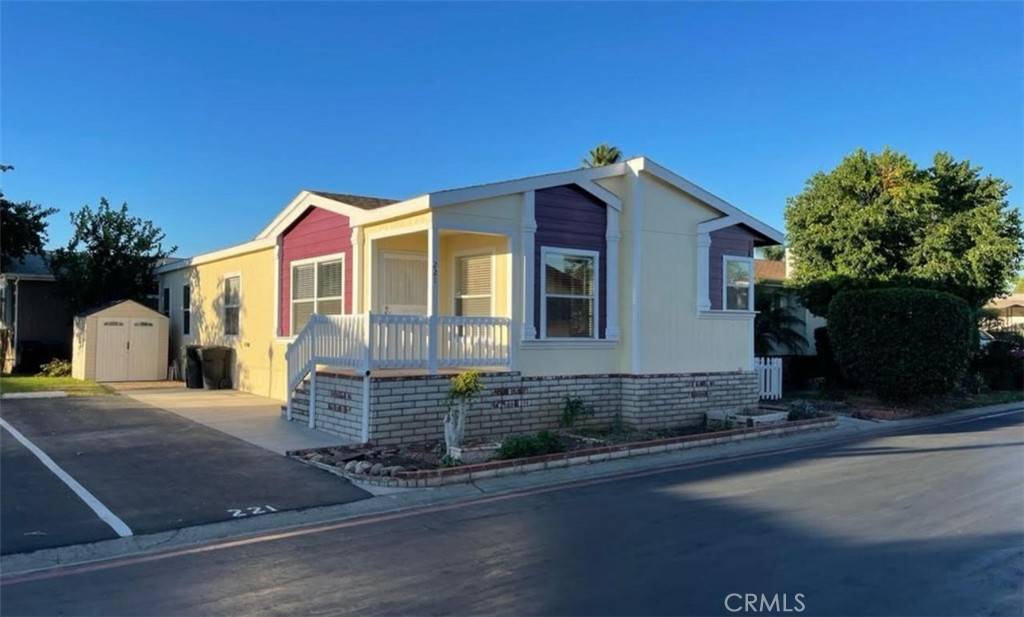 Anaheim, CA 92807,5815 E La Palma AVE #221