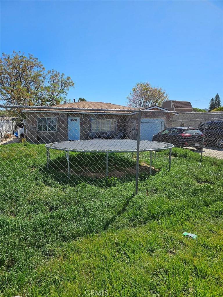 Riverside, CA 92505,10776 Cypress AVE