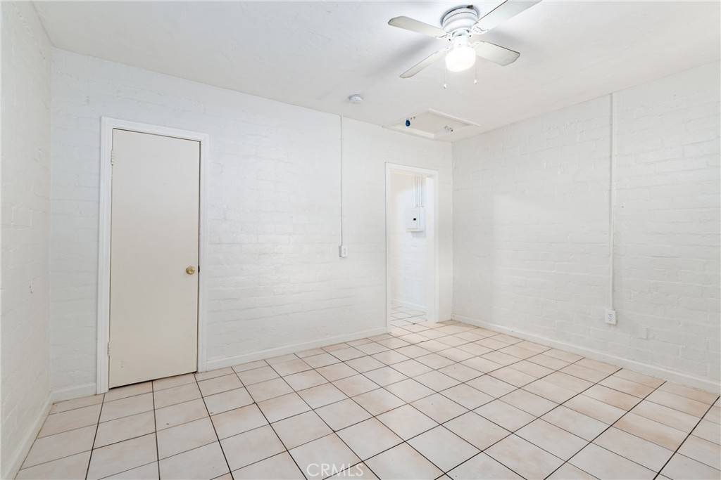 Beaumont, CA 92223,952 E 10th ST
