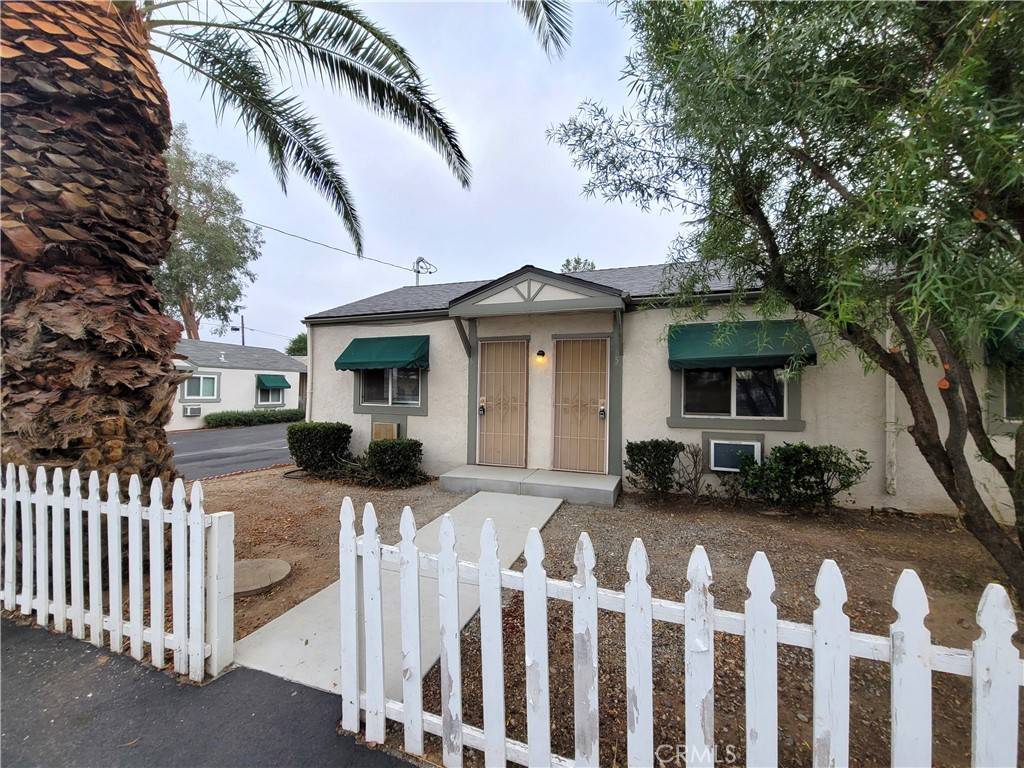 Beaumont, CA 92223,952 E 10th ST