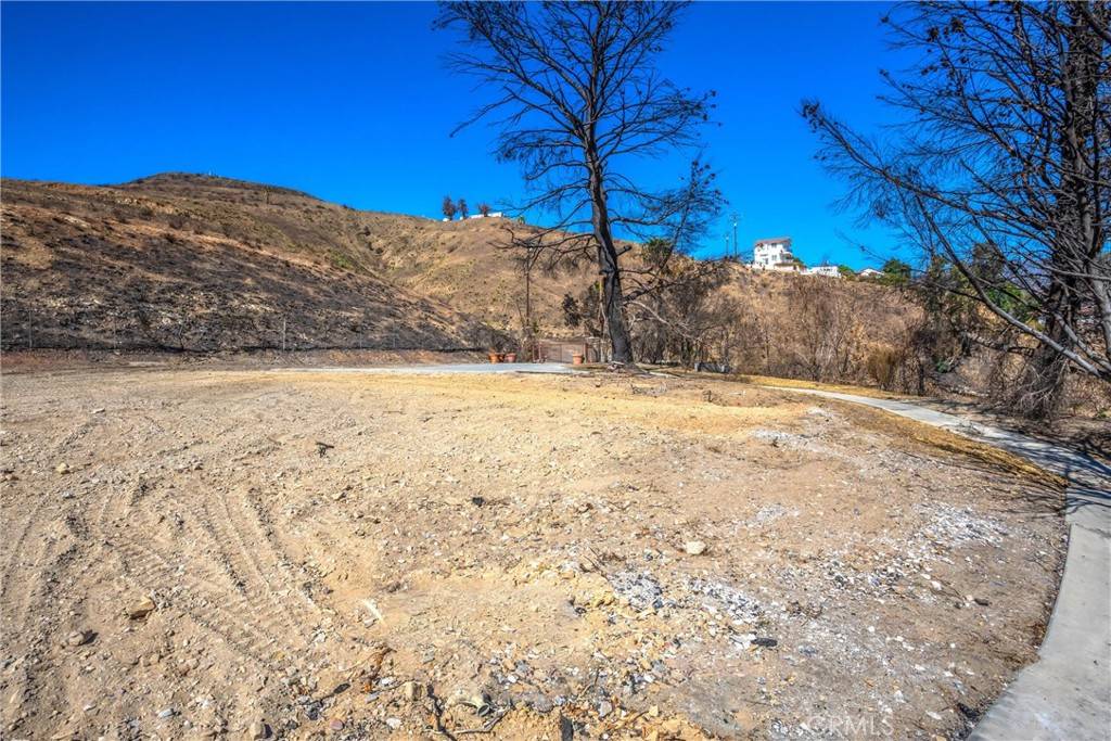 San Bernardino, CA 92405,879 El Camino RD