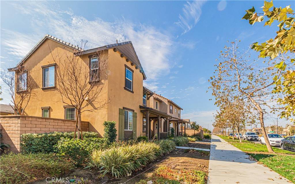 Ontario, CA 91761,2876 E La Avenida DR