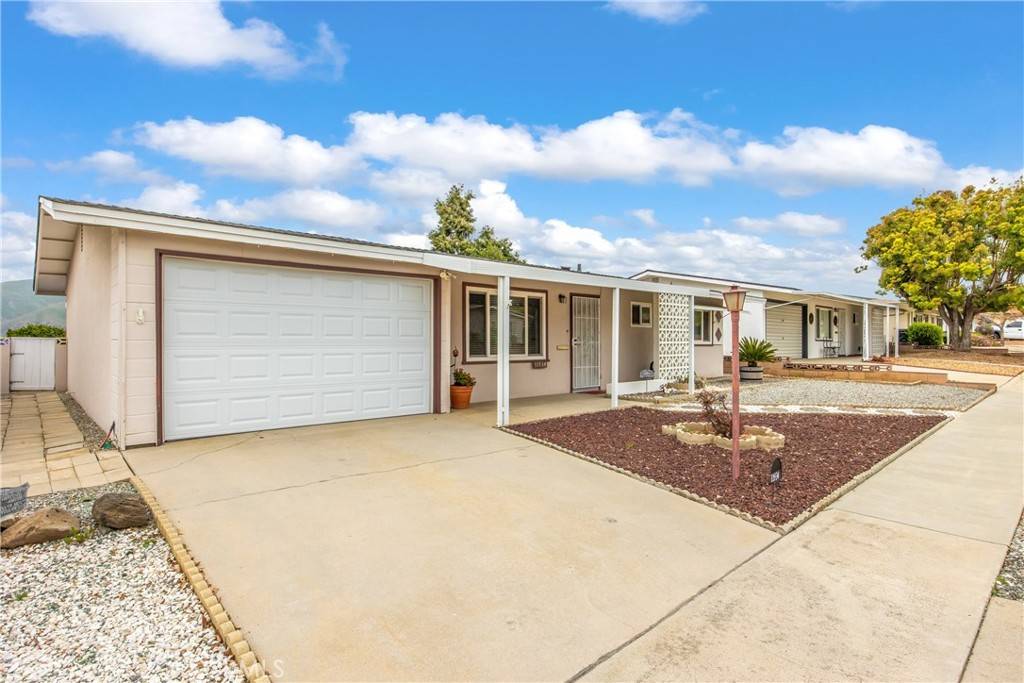 Yucaipa, CA 92399,11934 Peach Tree RD