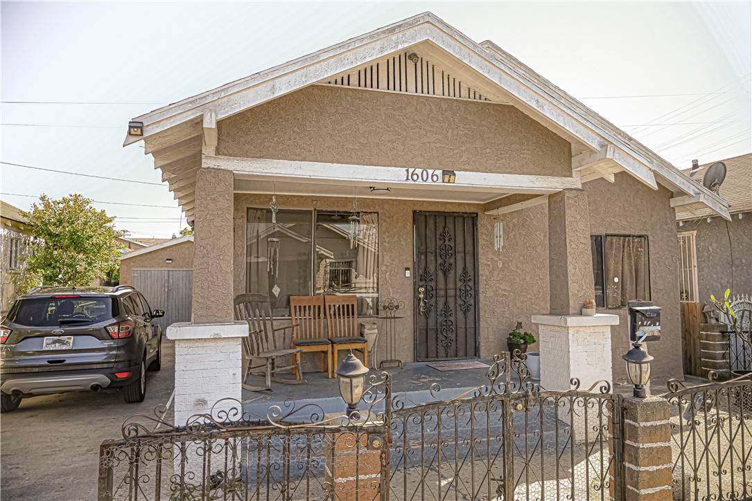 Long Beach, CA 90813,1606 E Bailey WAY