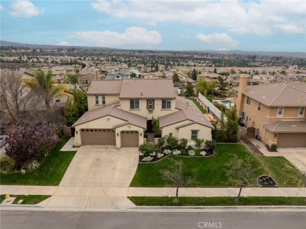 Yucaipa, CA 92399,33895 Old Trail DR