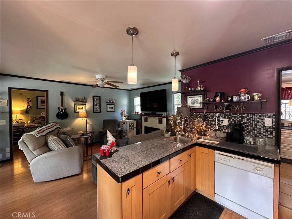 Forest Falls, CA 92339,40995 Spruce DR