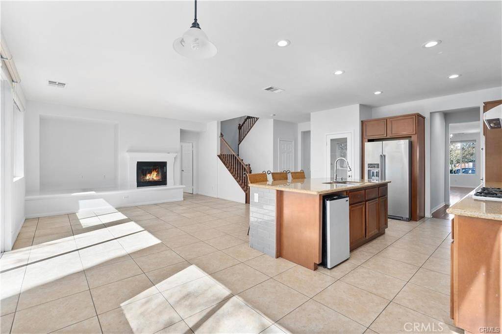 Corona, CA 92883,11077 Kalmia CT