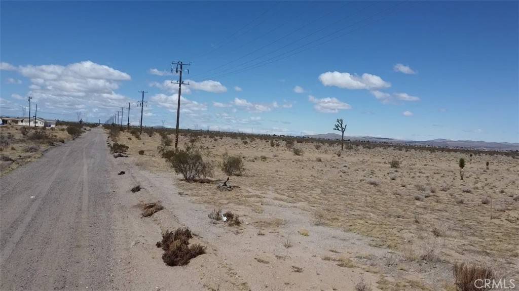 Lucerne Valley, CA 92356,0 Yucca RD