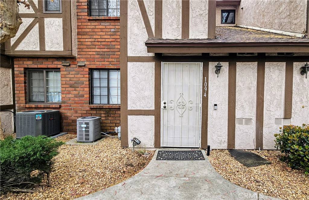 Ontario, CA 91762,1094 S Mountain AVE