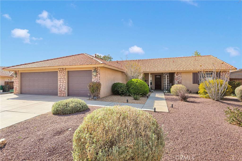 Apple Valley, CA 92307,16480 Pauhaska PL