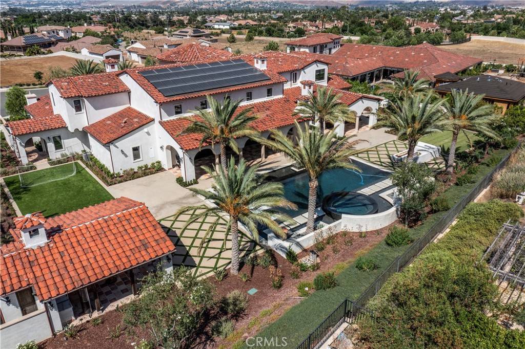 Corona, CA 92881,1268 Via Venezia CIR