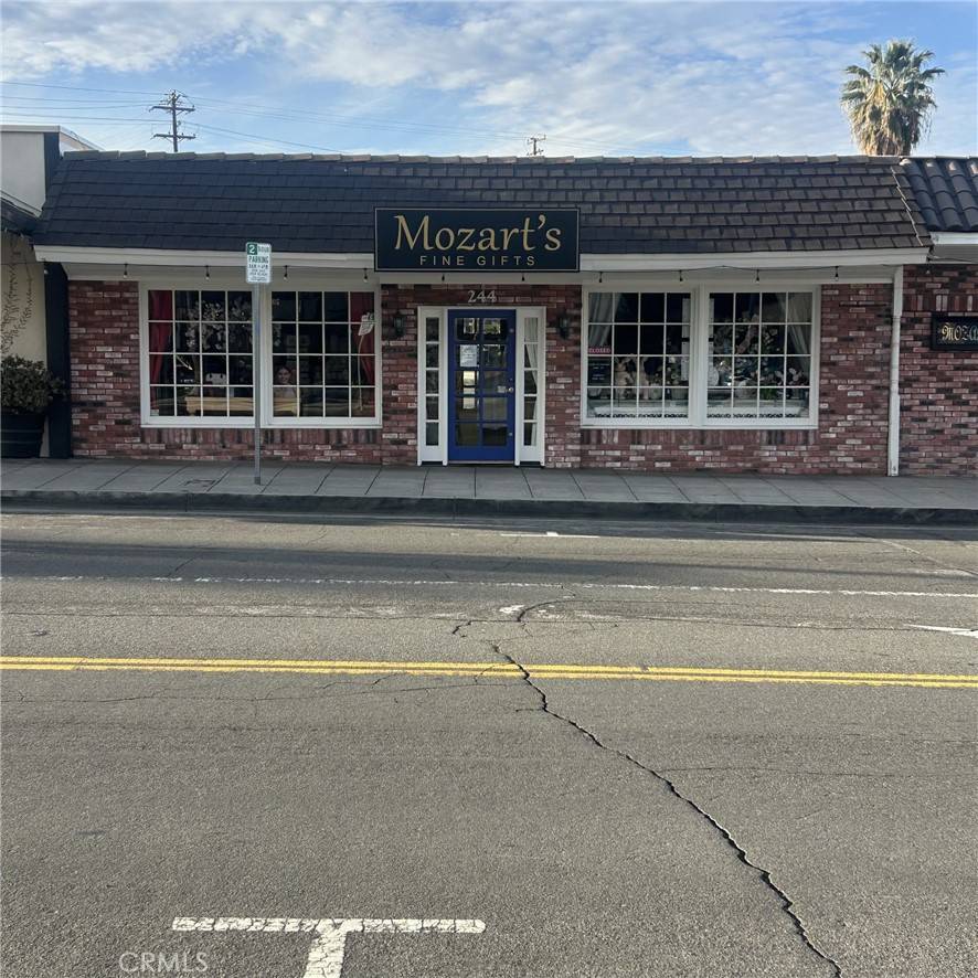 Redlands, CA 92373,240 E Citrus AVE