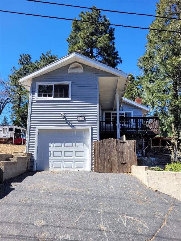 Crestline, CA 92325,22738 Valley View DR
