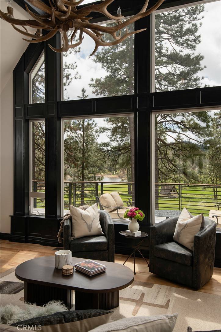 Lake Arrowhead, CA 92352,729 Brentwood DR