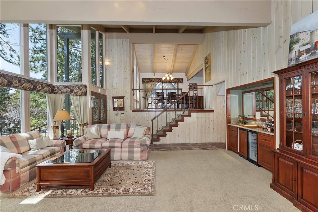 Lake Arrowhead, CA 92352,28018 Peninsula