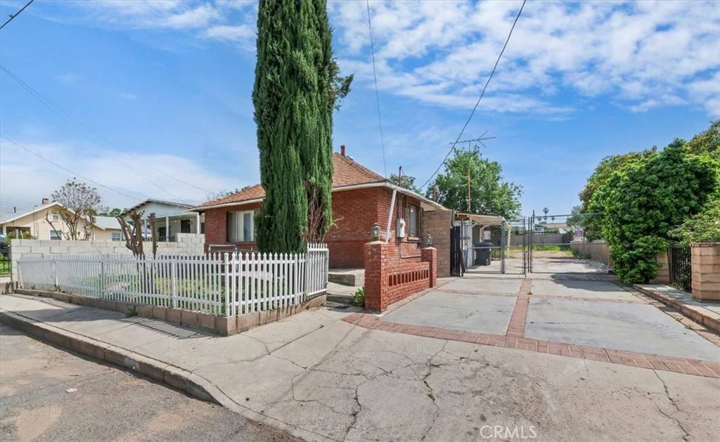 Highland, CA 92346,2123 La Verne AVE