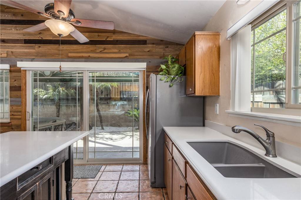 Redlands, CA 92374,26301 Cardigan PL