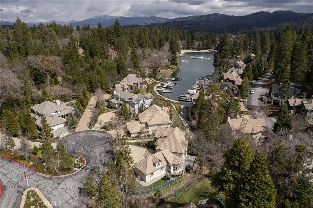 Lake Arrowhead, CA 92352,27539 Meadow Cove CT