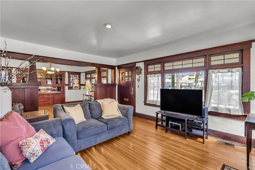 Riverside, CA 92506,3668 Ramona DR