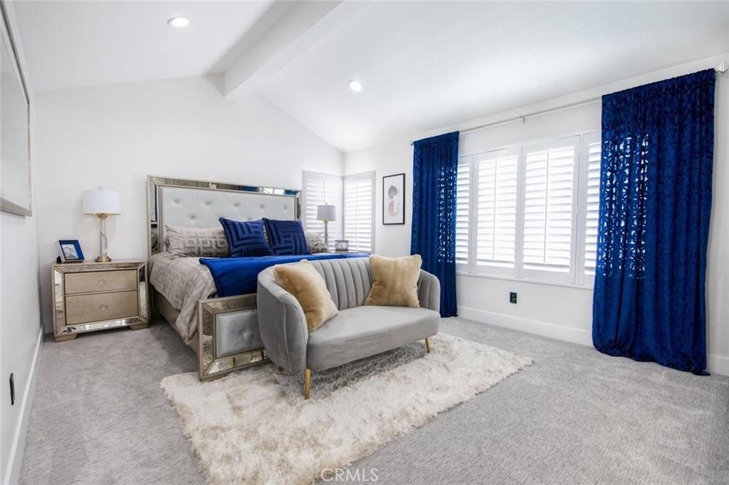 Tustin, CA 92782,2457 Calle Montella