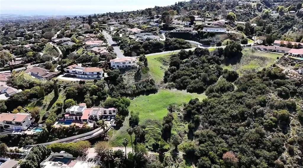 Rancho Palos Verdes, CA 90275,8 Chaparral LN