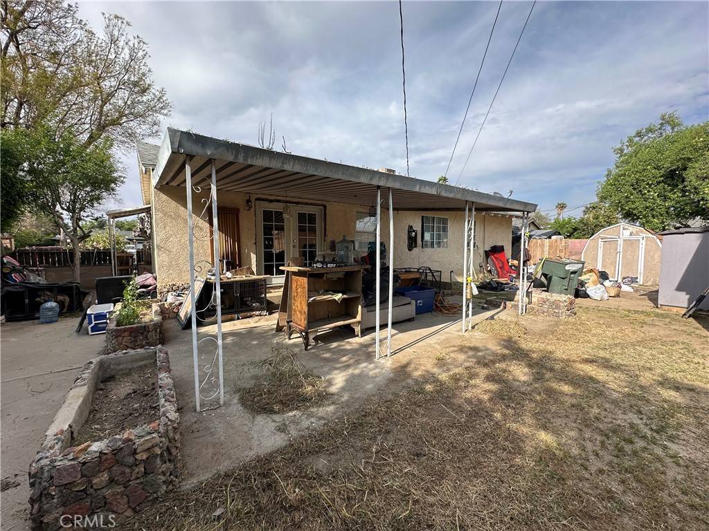 Rialto, CA 92376,2717 6th ST